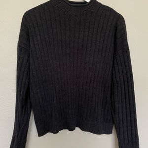 Abercrombie and Fitch Sweater S